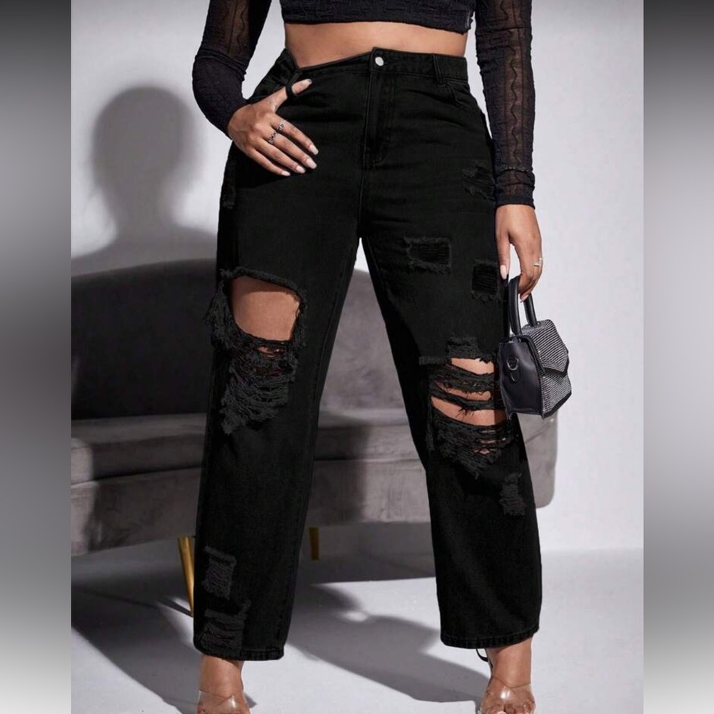 Stylish Black Distressed Women Jeans